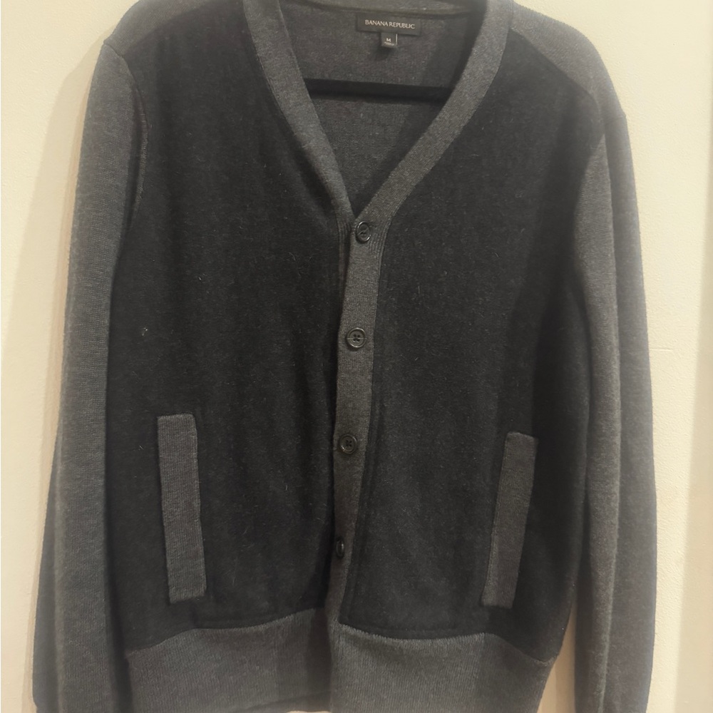 Banana Republic Men's Two-Tone Dark Gray and Charcoal Button Cardigan 50% wool